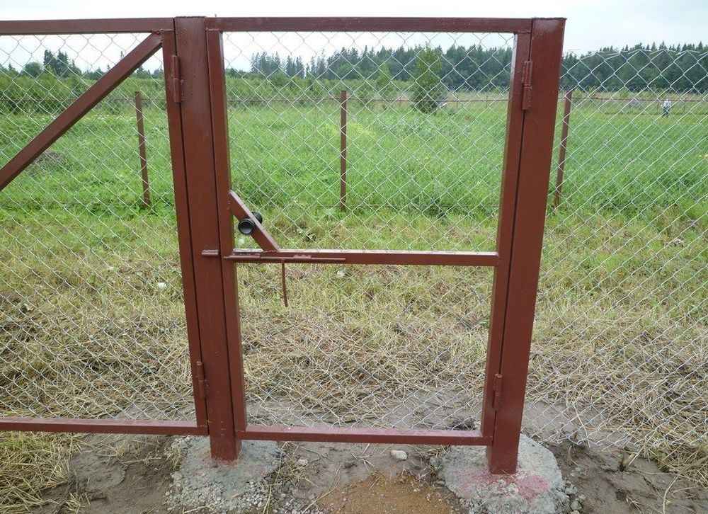 Калитка из сетки рабицы