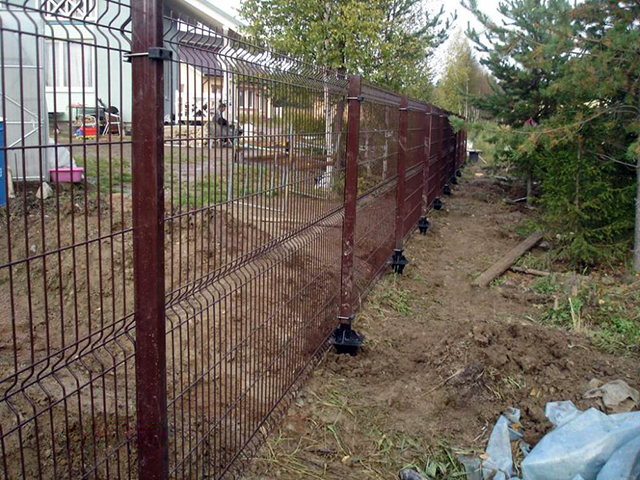3D заборы на винтовых сваях